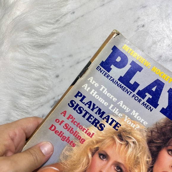 Vintage 80s Playboy Magazine April 1985 - Picture 4 of 8